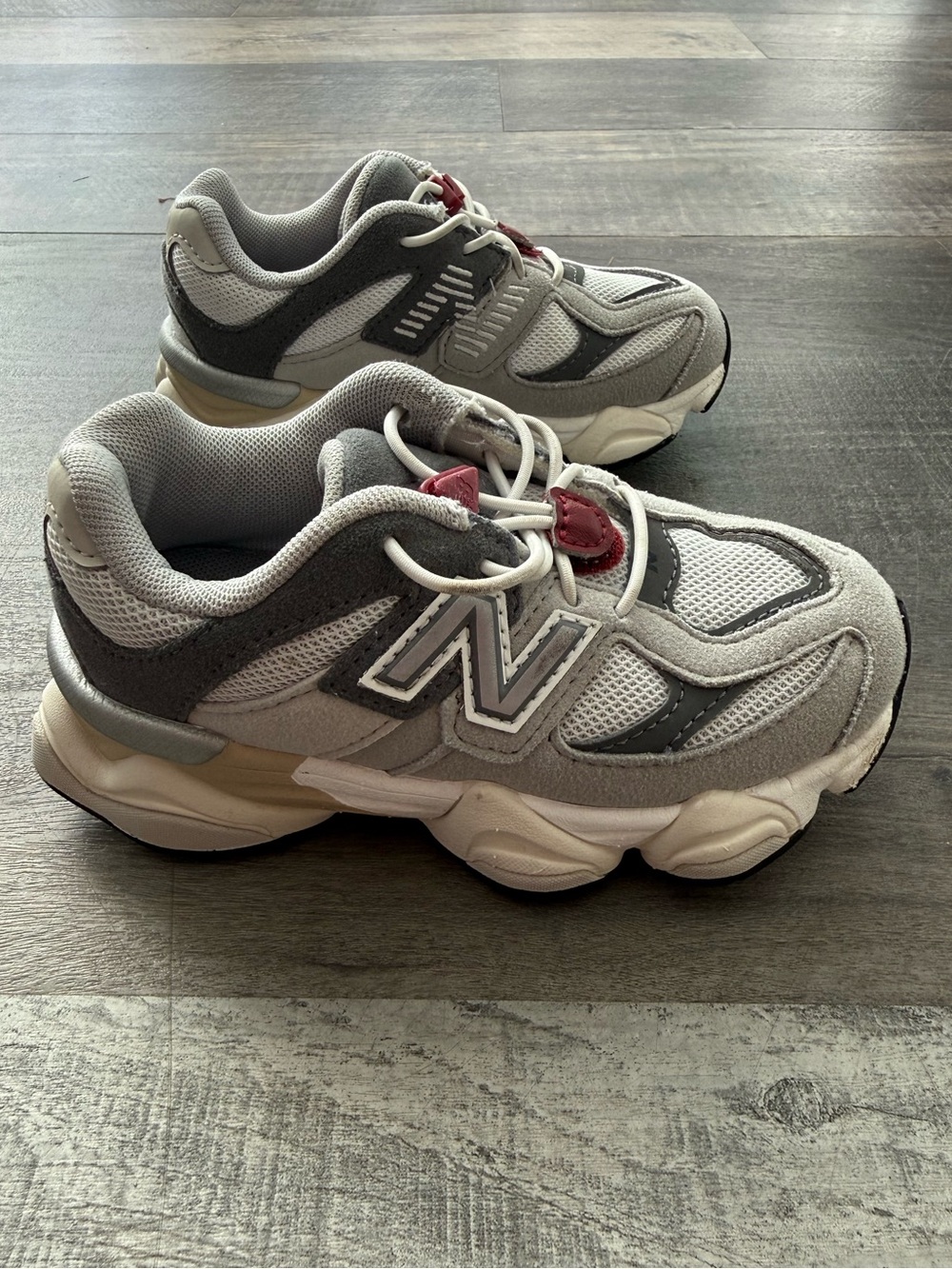 New Balance Kids Gray Mesh & Suede Sneakers with Pink Accent